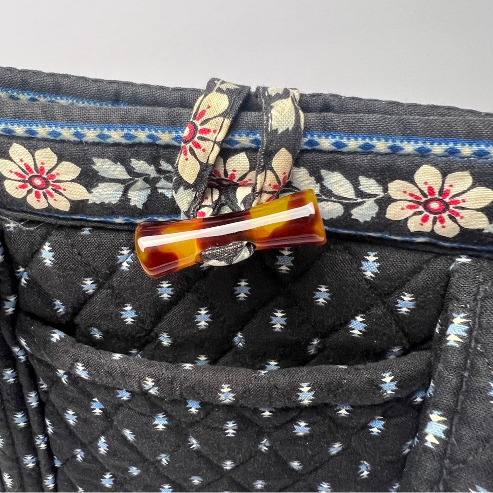 Vera Bradley Alpine Black Floral Toggle Closure Pocketbook - Picture 9 of 12